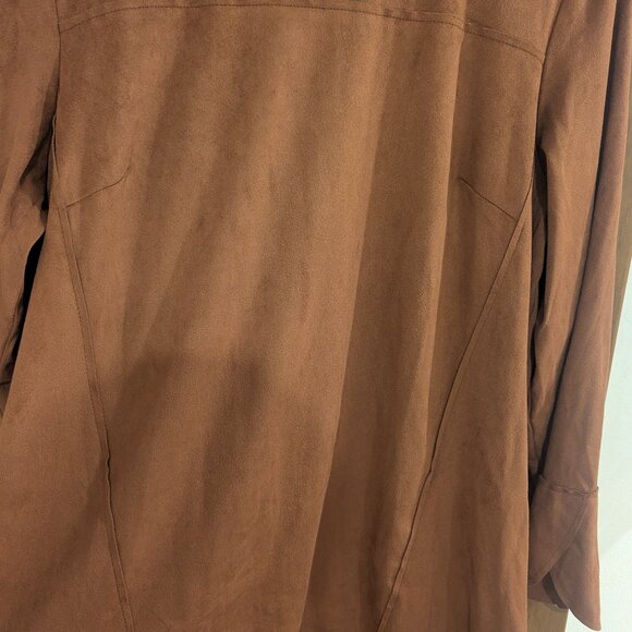Denim and Company (D & Co) Faux Suede Brown Long Sleeve Shirt-Women's Medium - Picture 3 of 9